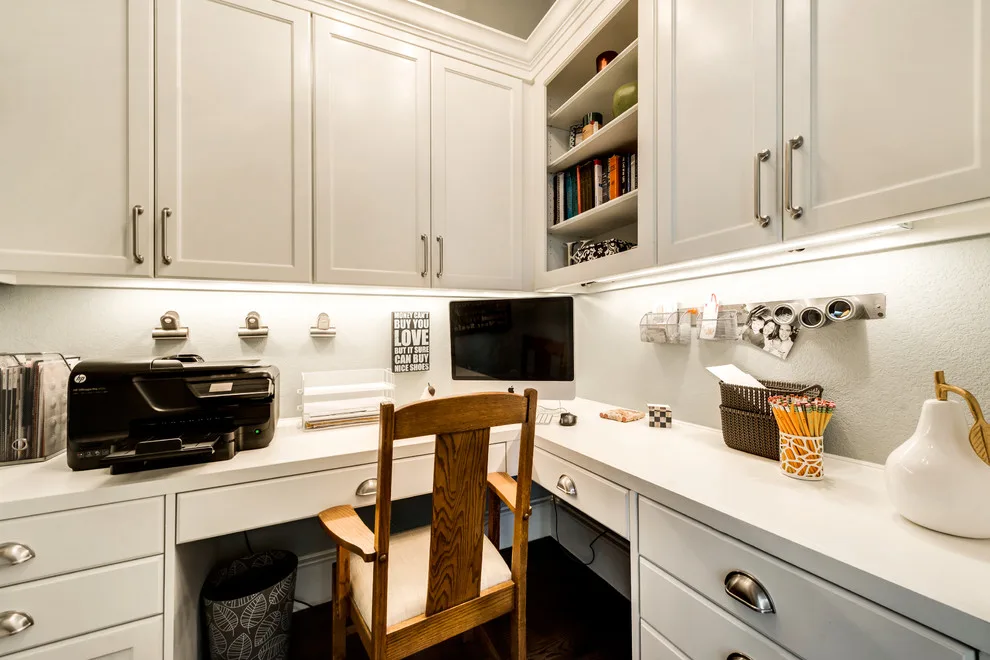 Brick Villa with Paint by Atwood Custom Homes - Photo 31
