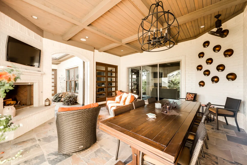 Brick Villa with Paint by Atwood Custom Homes - Photo 18