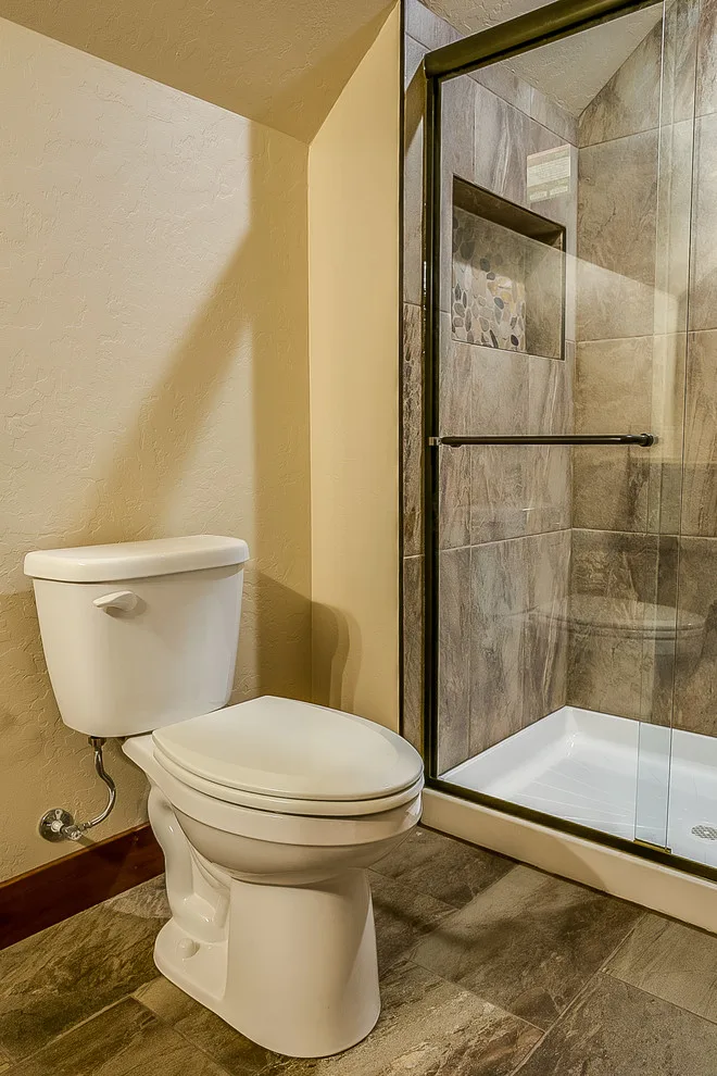 Home Showcase 2018 by Kleinsmith Custom Homes - Photo 31
