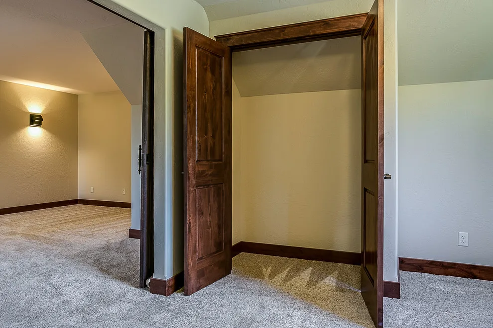 Home Showcase 2018 by Kleinsmith Custom Homes - Photo 54