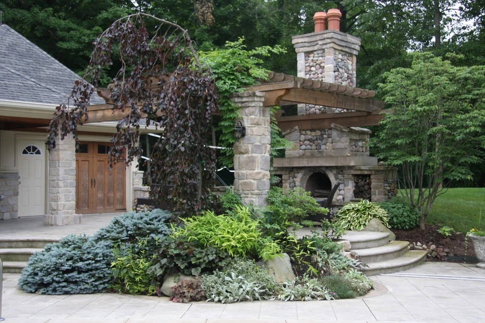 Private Residence, Backyard by Pro Care Horticultural Services - Photo 44