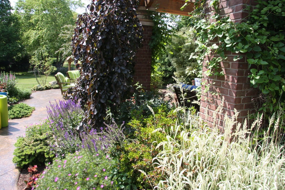 Drics Residence, Backyard by Pro Care Horticultural Services - Photo 45