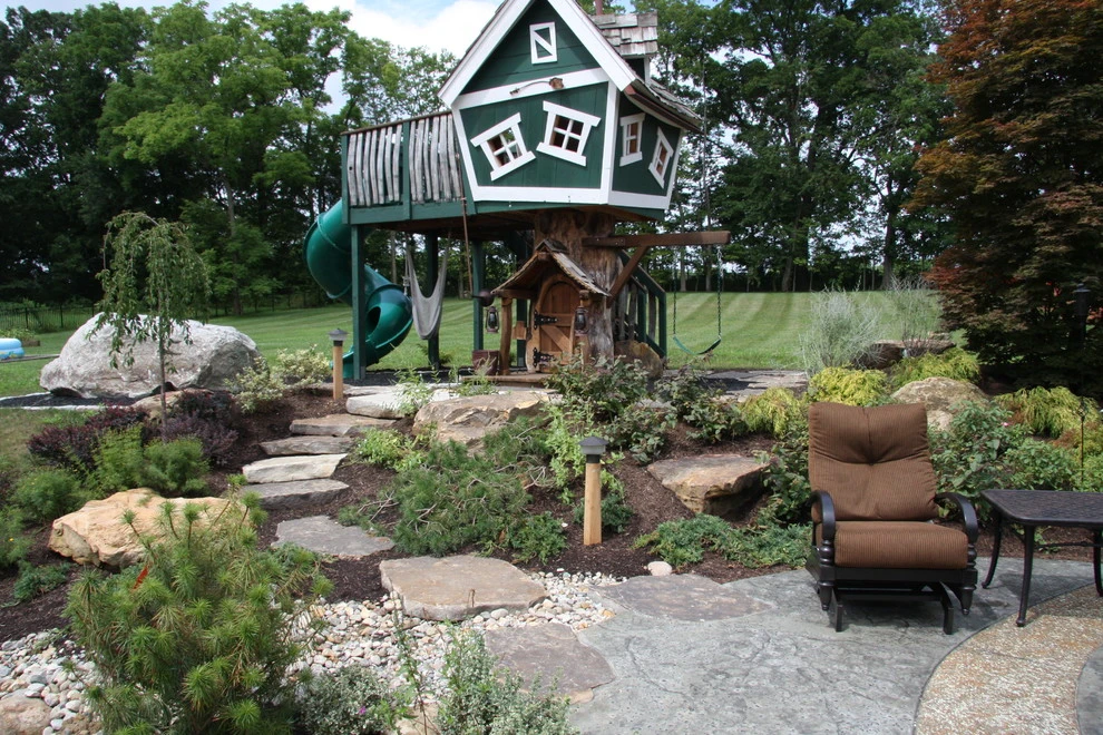 The Kaplan Residence by Pro Care Horticultural Services - Photo 73
