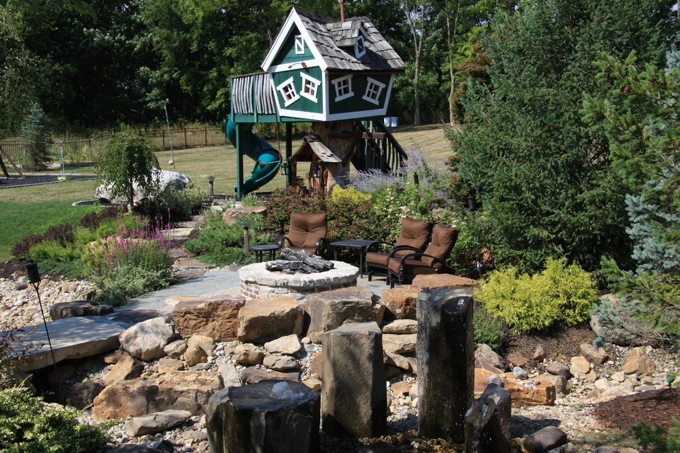 The Kaplan Residence by Pro Care Horticultural Services - Photo 94