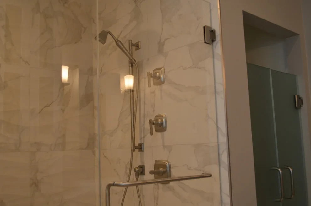 Parkwood Circle Multi-Room Renovation by Alpha Design + Build - Photo 21