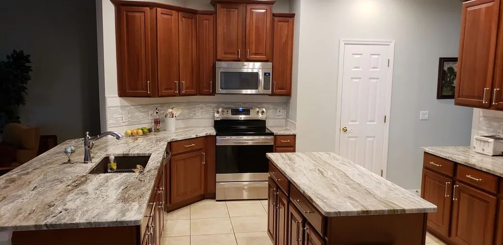 Limited Kitchen Renovation by Sarah Kraus Bartelson - S&W Kitchens - Photo 3