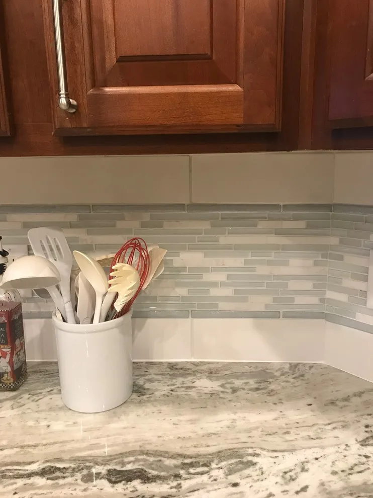 Limited Kitchen Renovation by Sarah Kraus Bartelson - S&W Kitchens - Photo 5