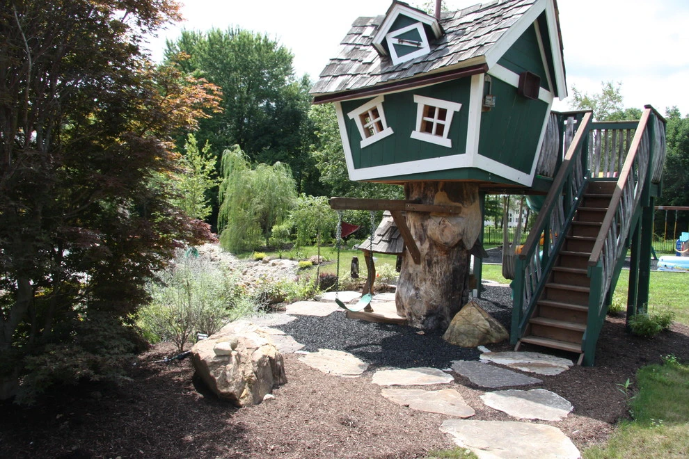 The Kaplan Residence by Pro Care Horticultural Services - Photo 83