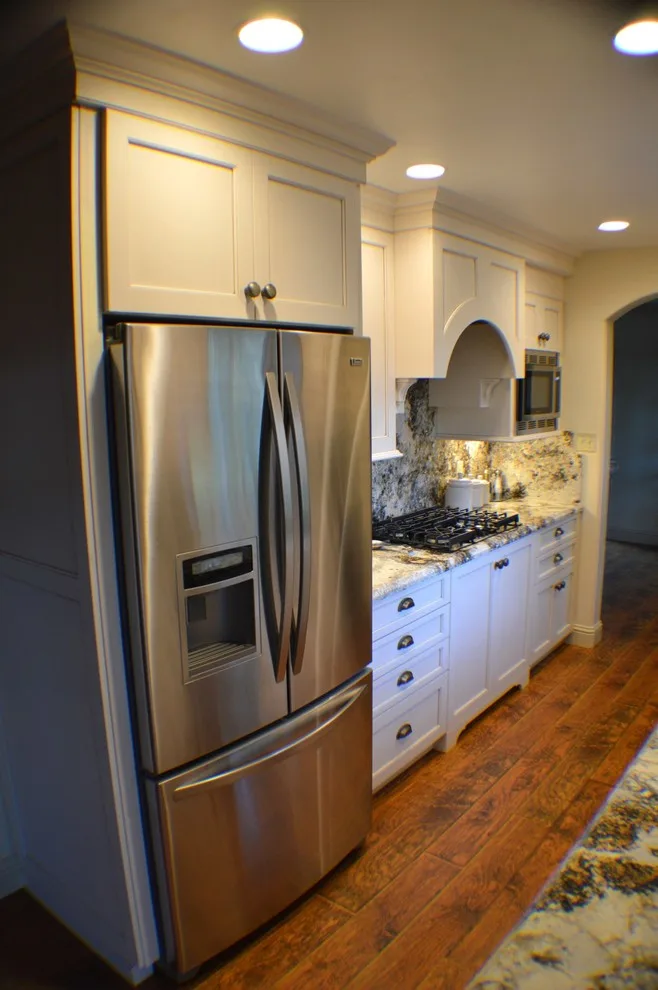 Lawrence Adams Const. & Melindas Interior Designs - Photo 13