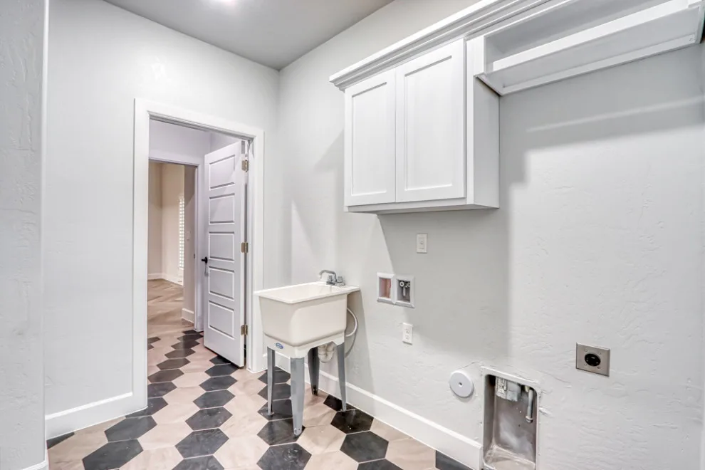 Petralia Project by Everest Homes - Photo 17