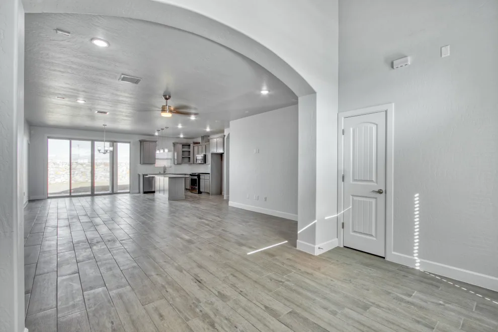 Everest Homes - Photo 13