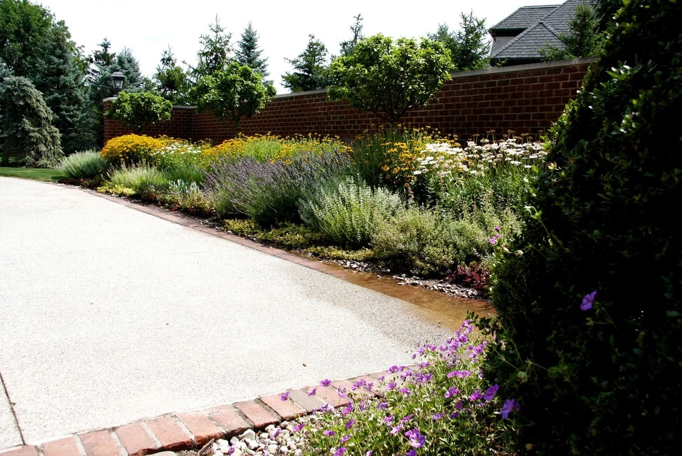Remick Residence by Pro Care Horticultural Services - Photo 36