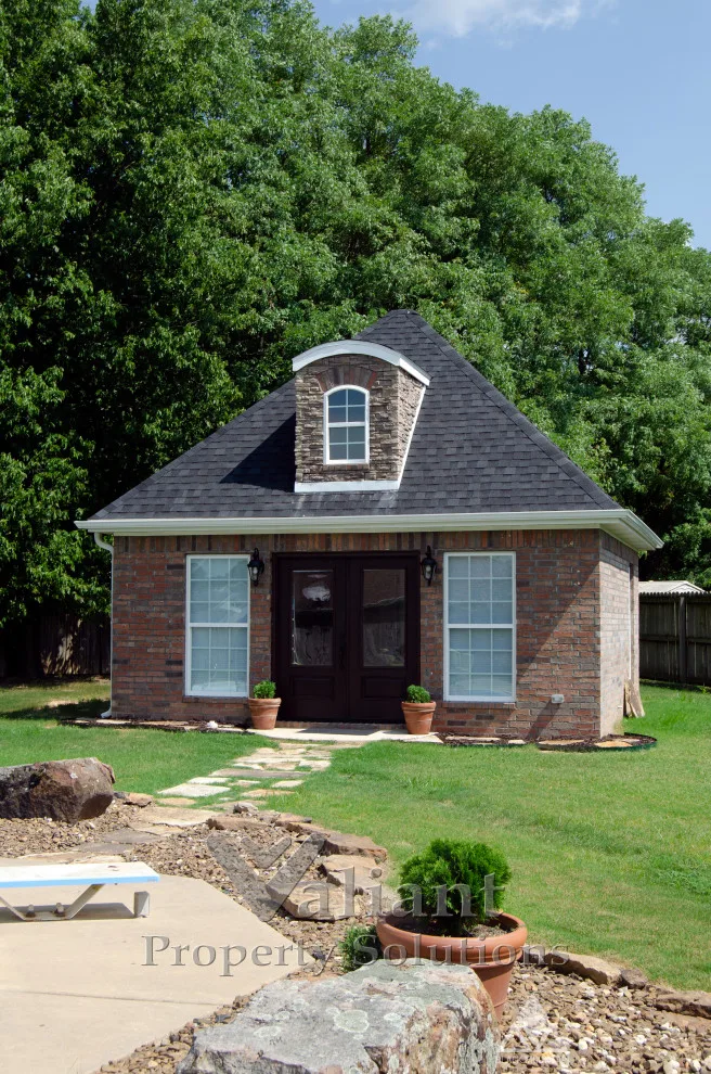 Poolhouse with Workspace and Guest Accommodation by Valiant Home Additions - Photo 8