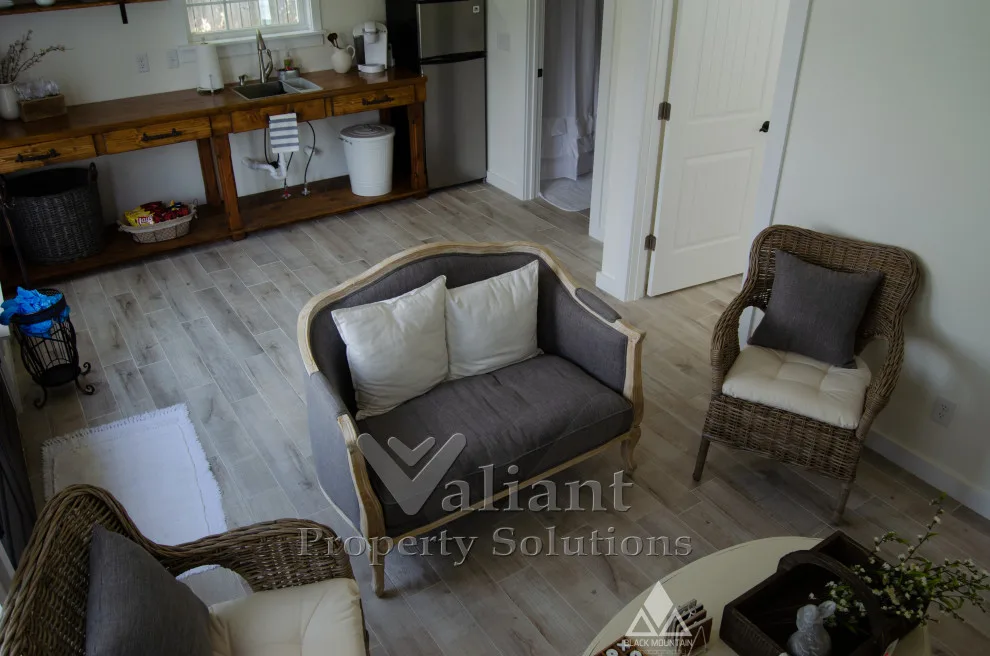 Poolhouse with Workspace and Guest Accommodation by Valiant Home Additions - Photo 7
