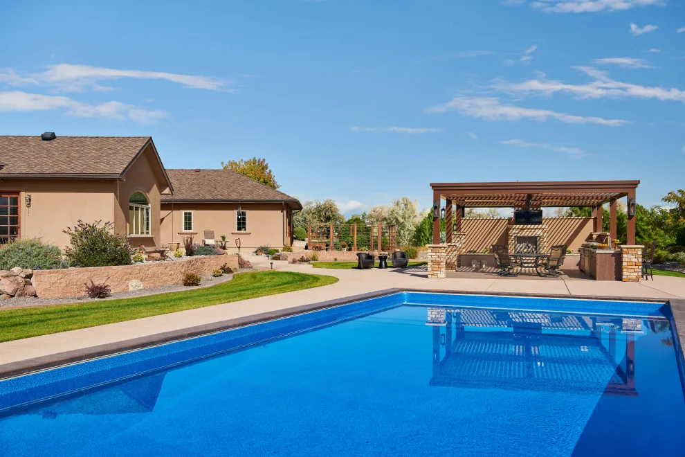 Curecanti Pool, Spa, Outdoor Cooking Area and Fire Pit by Liberty Design + Build - Photo 19