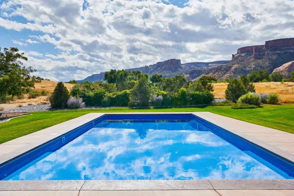 Curecanti Pool, Spa, Outdoor Cooking Area and Fire Pit by Liberty Design + Build - Photo 20