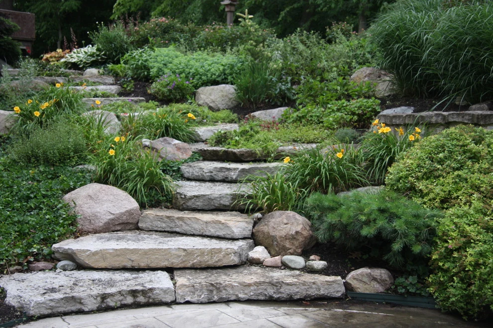 Private Residence, Backyard by Pro Care Horticultural Services - Photo 17