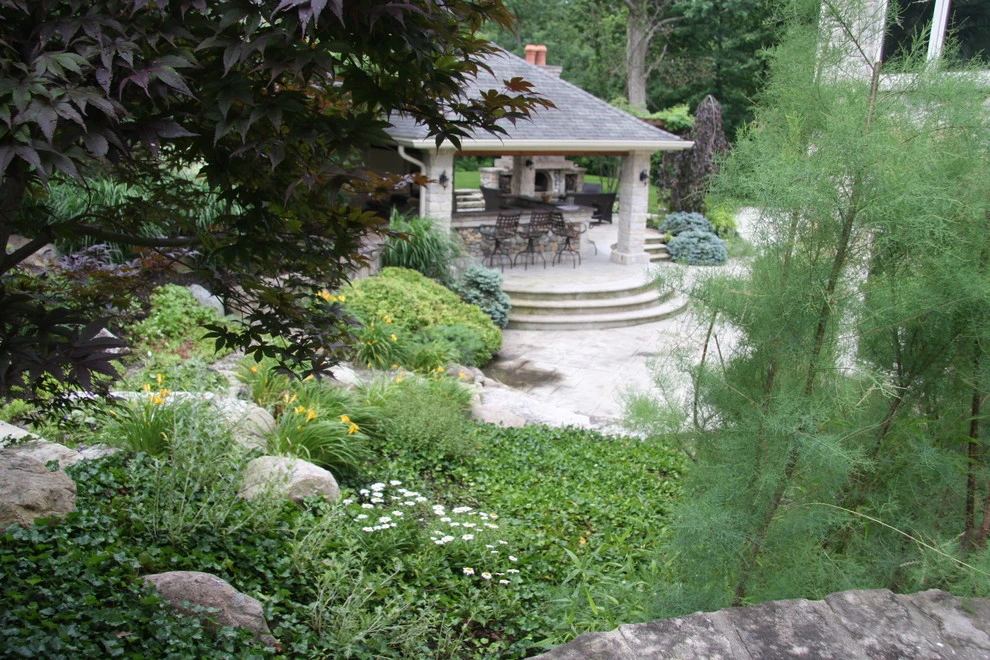 Private Residence, Backyard by Pro Care Horticultural Services - Photo 5