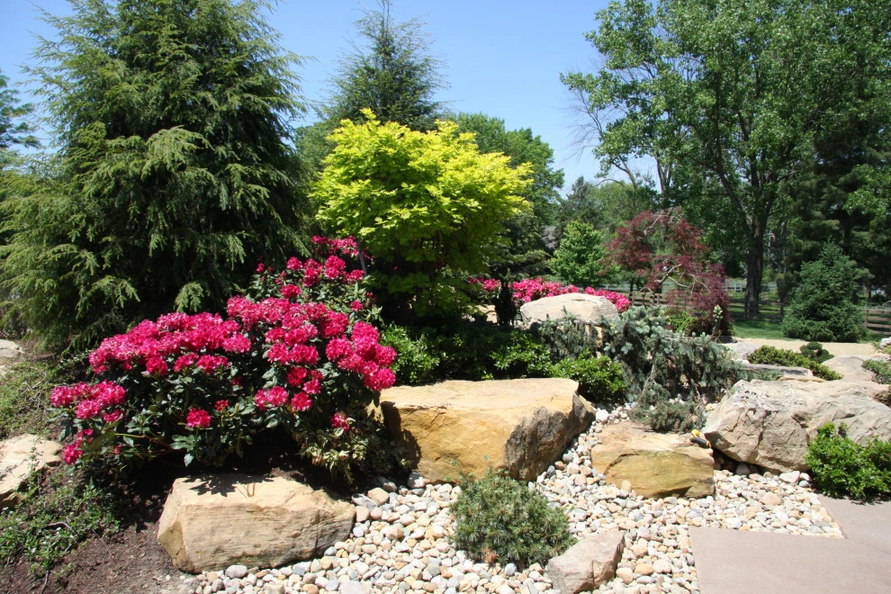 Private Greenwood Residence by Pro Care Horticultural Services - Photo 103