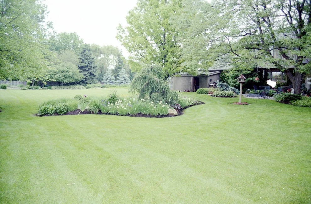 Eikenberry Residence by Pro Care Horticultural Services - Photo 32