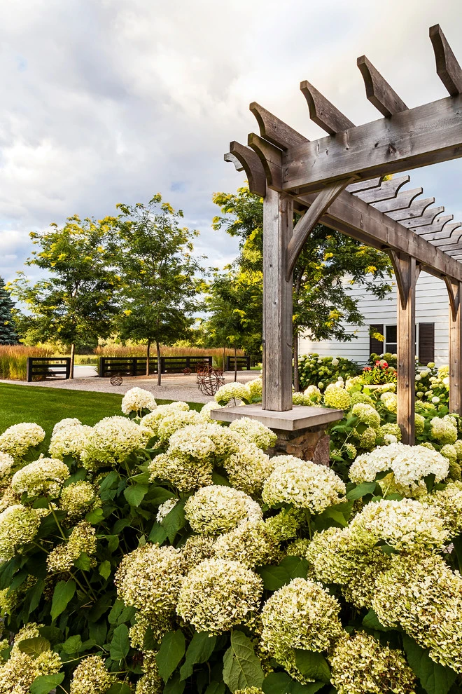 Iron Bridge Farms Private Residence by R.Youngblood & Co. - Photo 7
