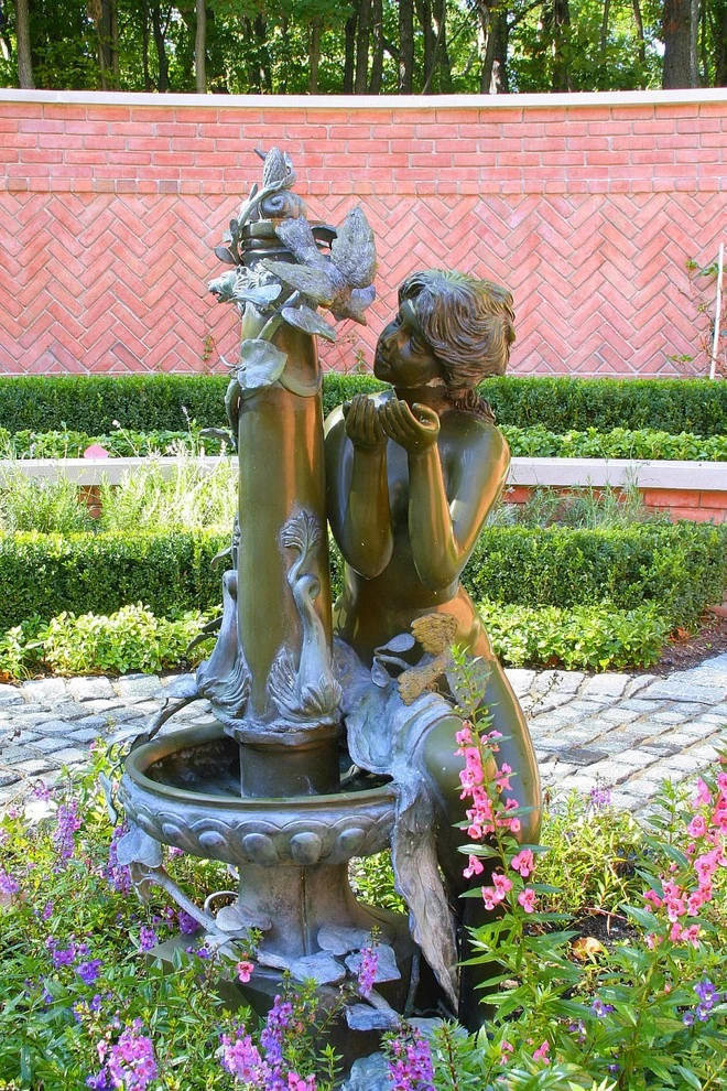 Formal English Garden Estate by R.Youngblood & Co. - Photo 14