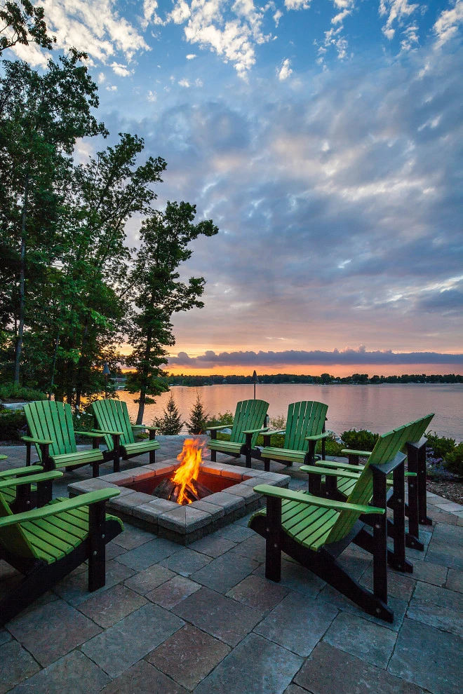 Lake Shore Private Residence by R.Youngblood & Co. - Photo 4