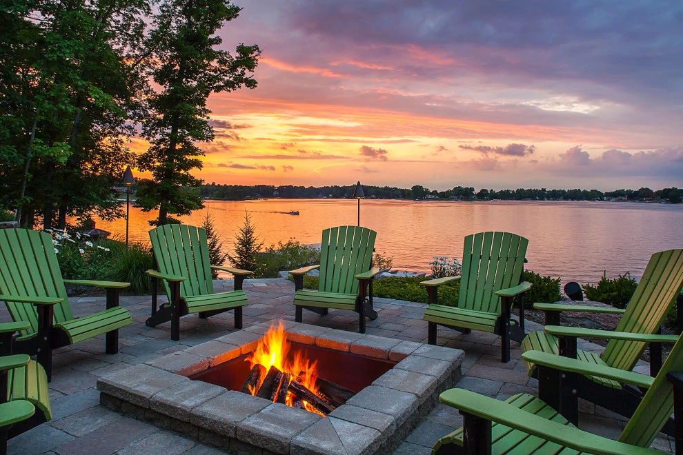 Lake Shore Private Residence by R.Youngblood & Co. - Photo 9