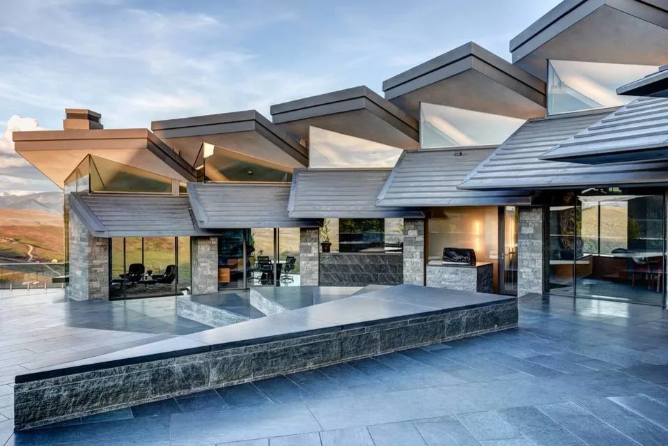 Summit Residence by Big-D Signature - Photo 2