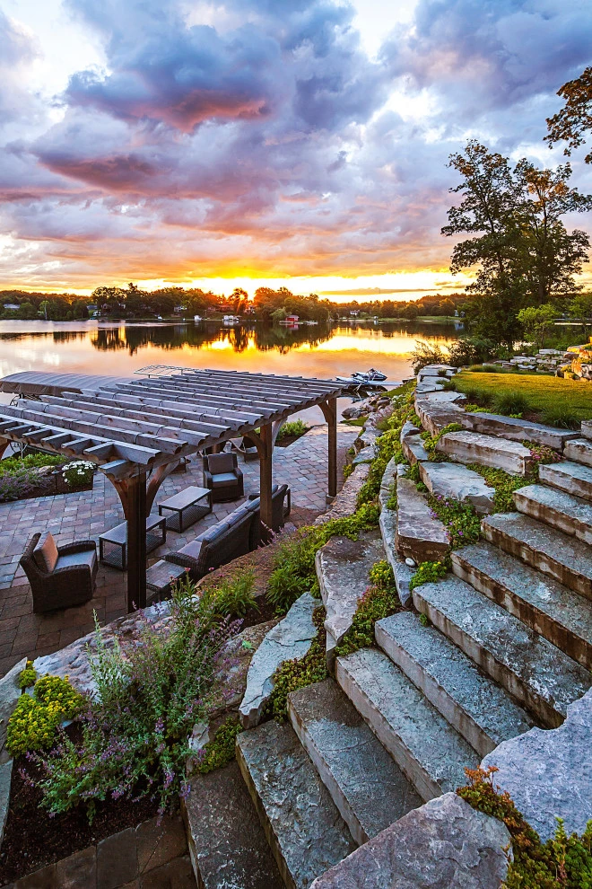 Lake Shore Private Residence by R.Youngblood & Co. - Photo 2