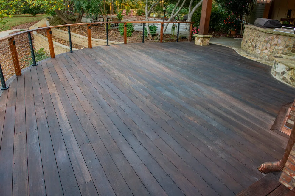 Radius Platform by R&R Enterprises Inc - Photo 2