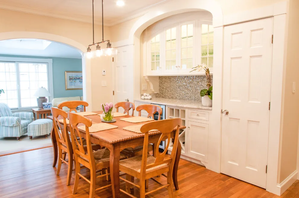 Classic Dining Area with Nook by WORKS By Jesse DeBenedictis, LLC - Photo 5