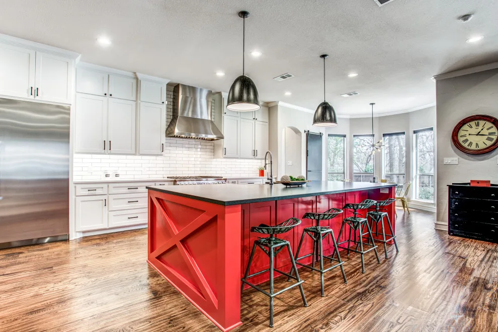 Swanson Renovations - Luxury Design & Build - Photo 14