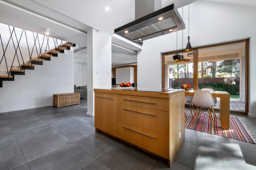 Redmond Avenue Home - Complete Renovation by Bayside Home Improvement LLC - Photo 12