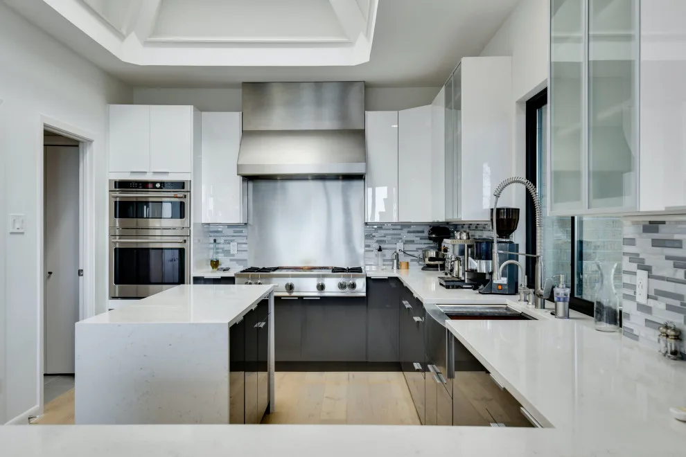 Austin Comprehensive Home Renovation for a Contemporary Look by TRS Build - Photo 3