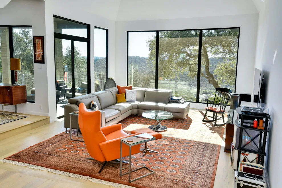 Austin Comprehensive Home Renovation for a Contemporary Look by TRS Build - Photo 2
