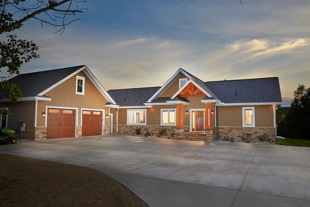 Stream Residence by Dickinson Homes - Photo 4