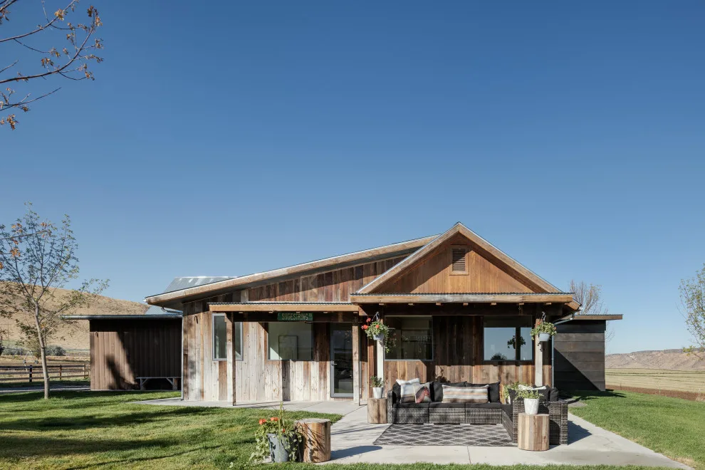 Stream Homestead by Migration Studios - Photo 4