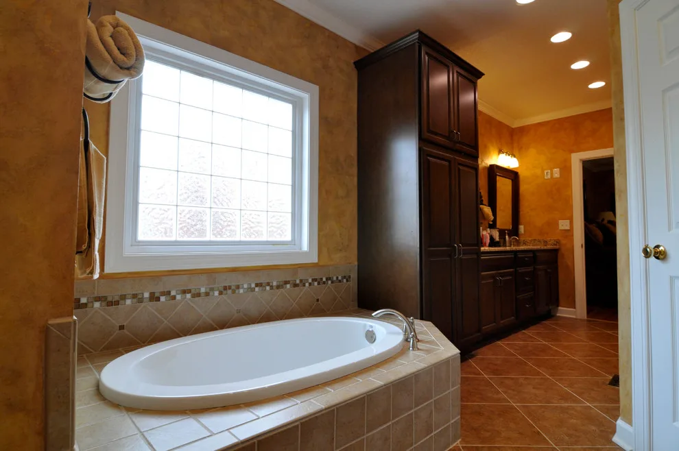 Rivoli Downs Restroom by Bickley Design Build Services Inc. - Photo 10