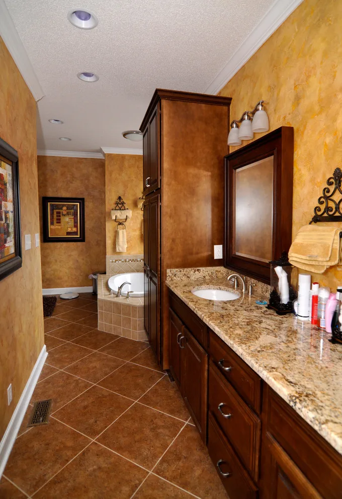 Rivoli Downs Restroom by Bickley Design Build Services Inc. - Photo 4