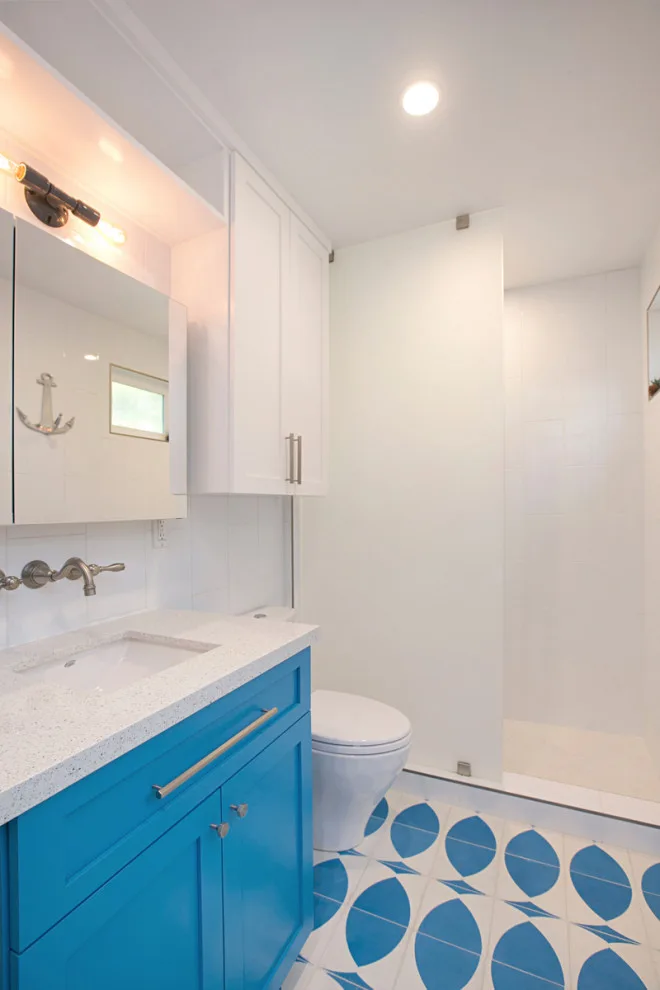 Compact Areas by Haus Design + Build Inc. - Photo 17