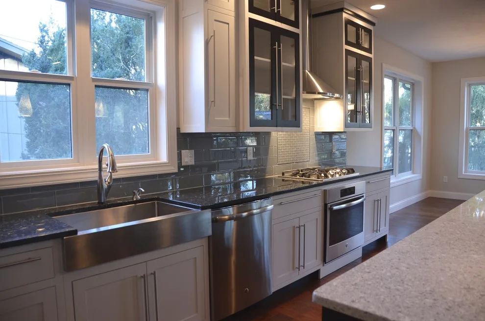 BJ Armstrong Custom Homes - Photo 9