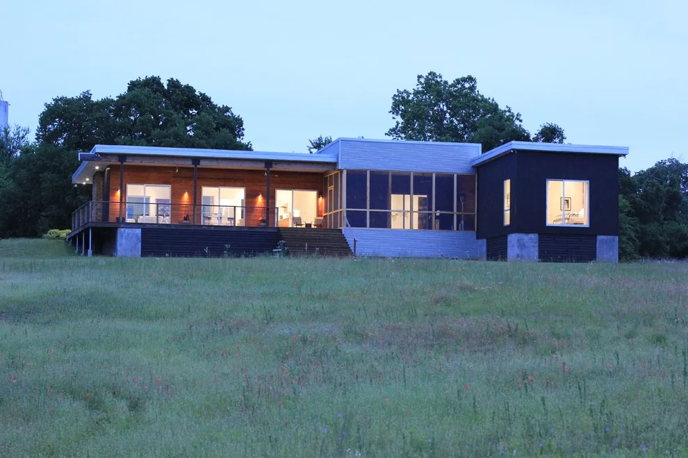 Sandstone Home by Theorem - Photo 3