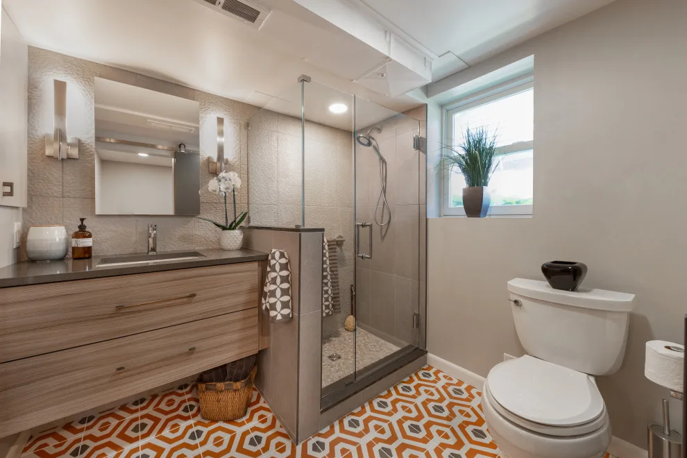 Saunders Crescent Washroom and Laundry Room by Alpha Design + Build - Photo 4