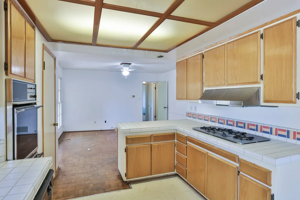 Seal Shore by OCTOBER 5 Fine Home Builders - Photo 11