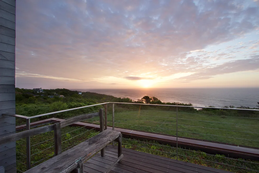 Coastal Home by EngineHouse - Photo 23