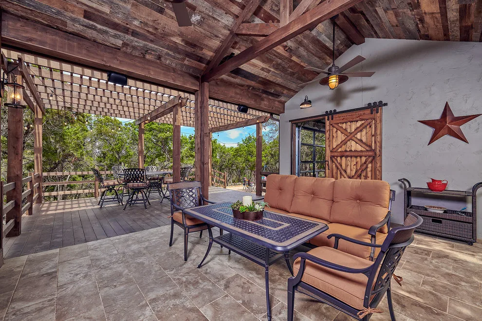 Sendero Ranch Celebration Barn by Virtuoso Builders - Photo 8