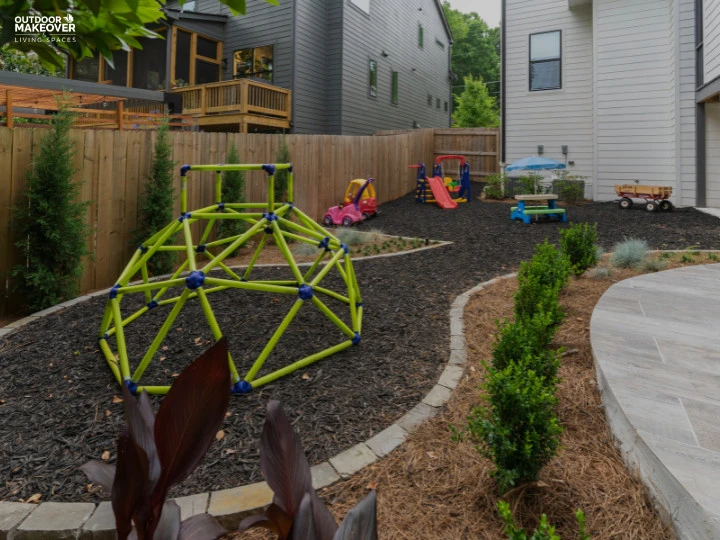 Kid-Friendly Backyards by Outdoor Makeover & Living Spaces - Photo 2