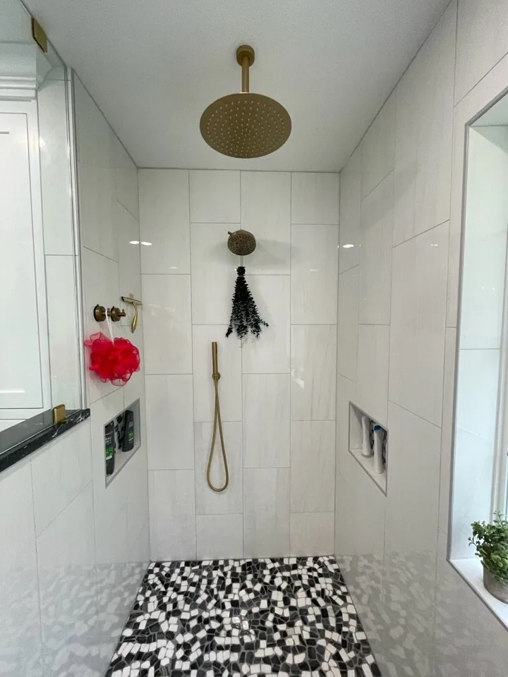 Spacious Master Bathroom Shower by Built Dfw - Photo 8