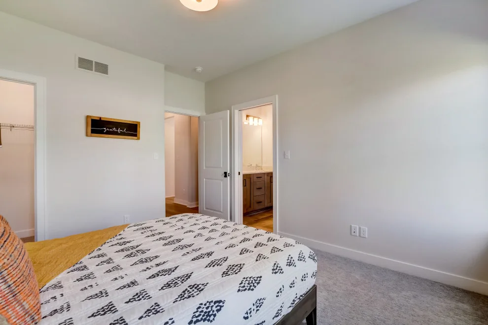 Aspen Homes Inc - Photo 3